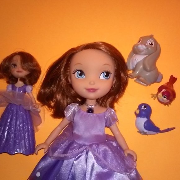Disney Princess Sofia the First talking Doll Bundle - Picture 1 of 8